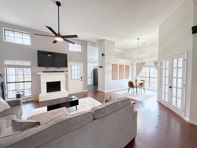 6828 Younger Drive, The Colony, TX 75056