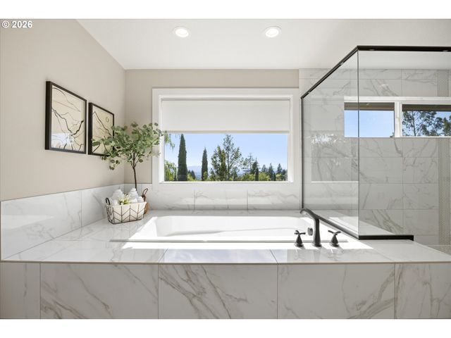14551 Sw 153RD Ave, Portland, OR 97224