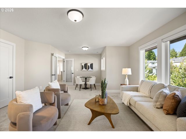 14551 Sw 153RD Ave, Portland, OR 97224