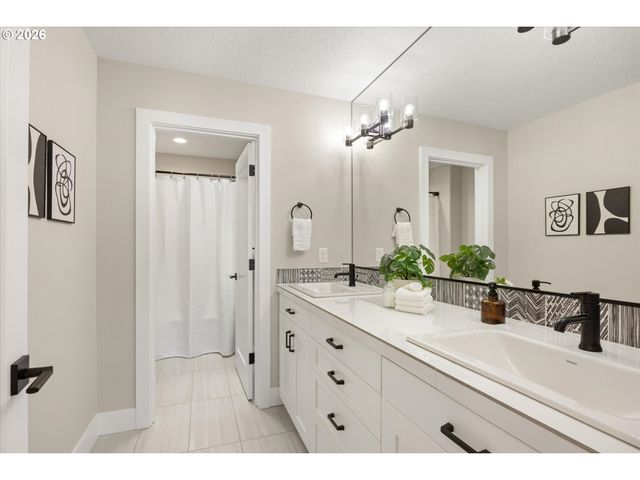 14551 Sw 153RD Ave, Portland, OR 97224