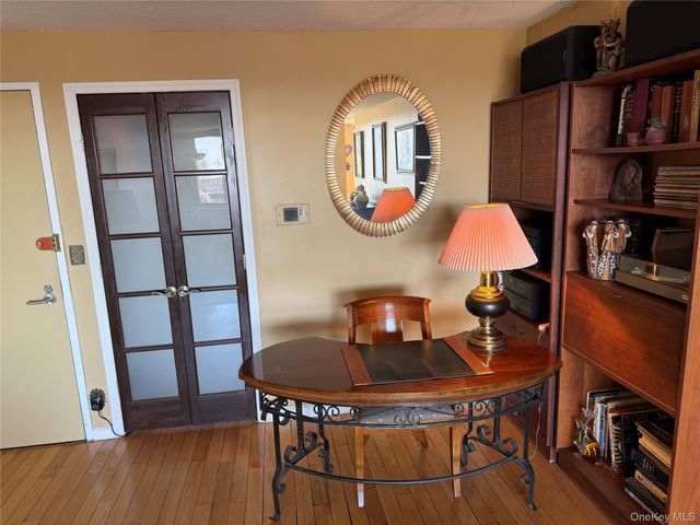 1 Bay Club Drive 7M, Bayside, NY 11360