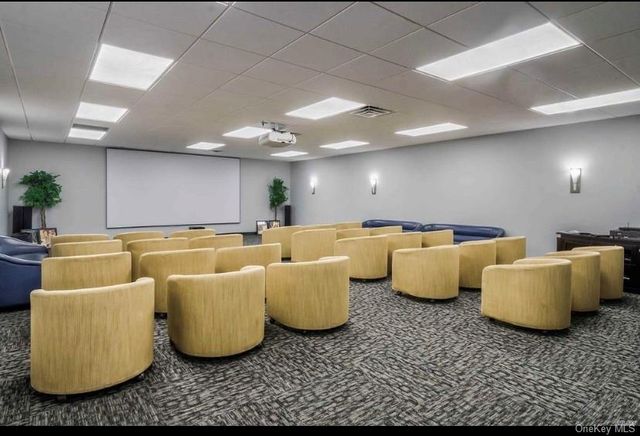 1 Bay Club Drive 7M, Bayside, NY 11360