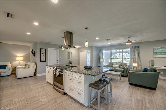 4532 SW 1st PL, Cape Coral, FL 33914