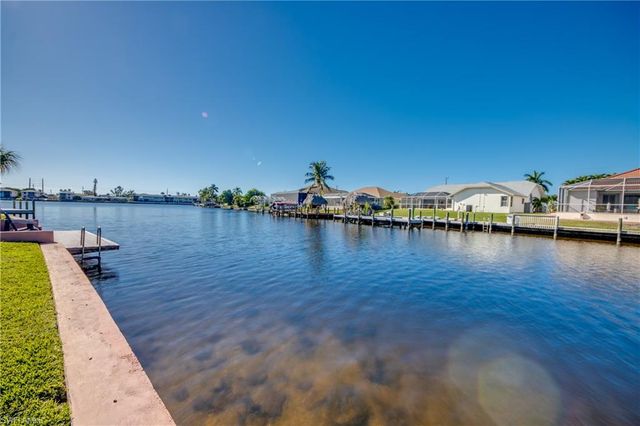 4532 SW 1st PL, Cape Coral, FL 33914