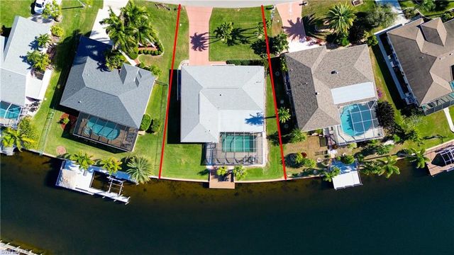 4532 SW 1st PL, Cape Coral, FL 33914