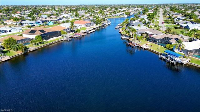 4532 SW 1st PL, Cape Coral, FL 33914