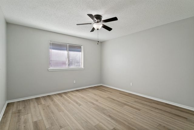 1712 E Peters Colony Road, Carrollton, TX 75007