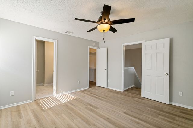 1712 E Peters Colony Road, Carrollton, TX 75007