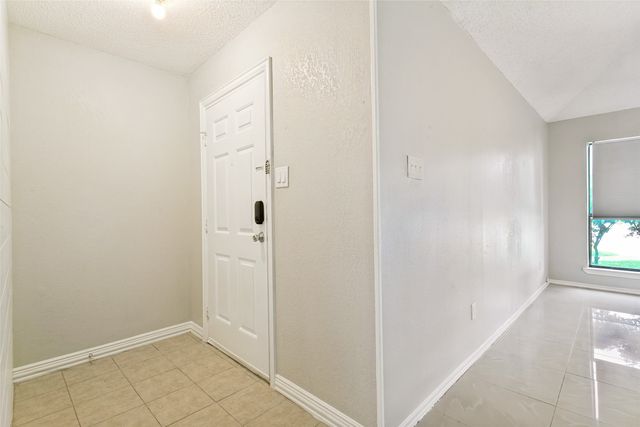 1712 E Peters Colony Road, Carrollton, TX 75007