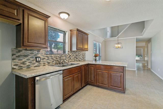 1712 E Peters Colony Road, Carrollton, TX 75007