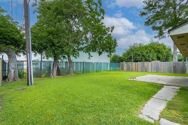 11203 Rousseau Drive, Houston, TX 77065