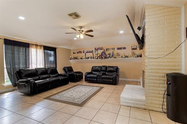 11203 Rousseau Drive, Houston, TX 77065