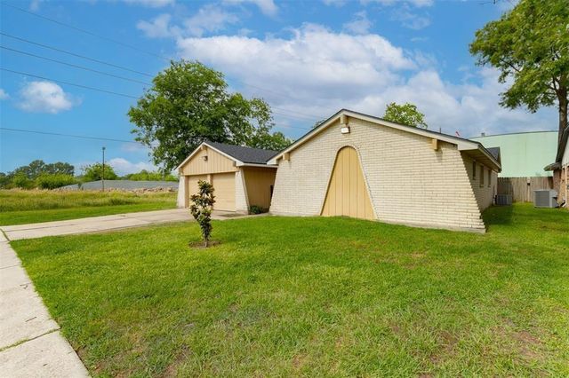 11203 Rousseau Drive, Houston, TX 77065