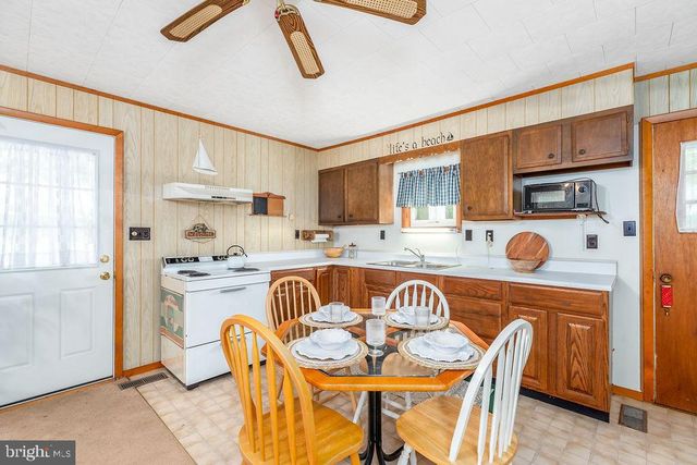 32736 POPLAR DR, Lewes, DE 19958