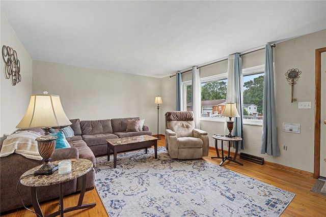 5607 Greencrest Drive, Dayton, OH 45432