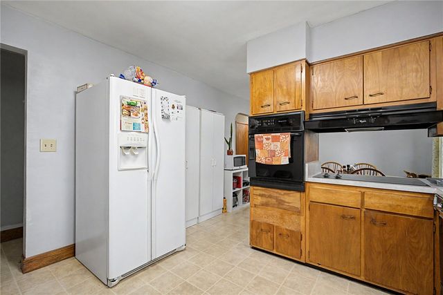 5607 Greencrest Drive, Dayton, OH 45432