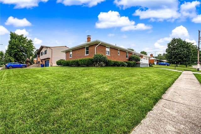 5607 Greencrest Drive, Dayton, OH 45432