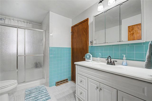 5607 Greencrest Drive, Dayton, OH 45432