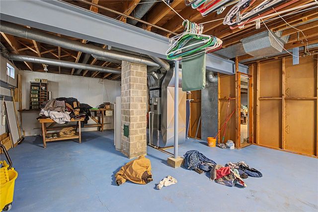 5607 Greencrest Drive, Dayton, OH 45432