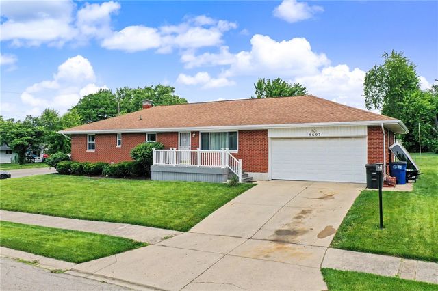 5607 Greencrest Drive, Dayton, OH 45432