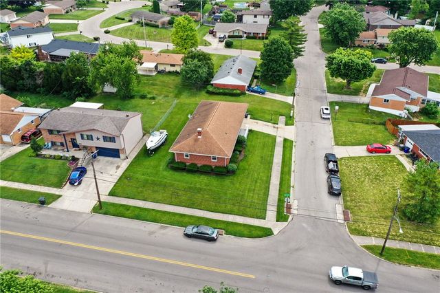 5607 Greencrest Drive, Dayton, OH 45432