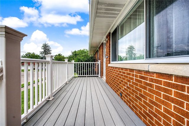 5607 Greencrest Drive, Dayton, OH 45432