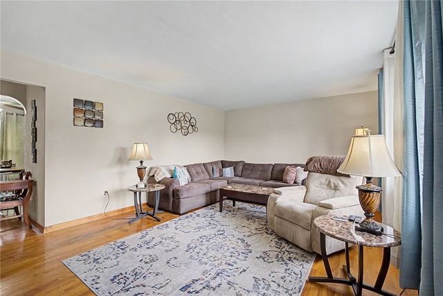 5607 Greencrest Drive, Dayton, OH 45432