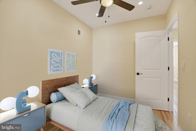 2915 W THOMPSON ST, Philadelphia, PA 19121