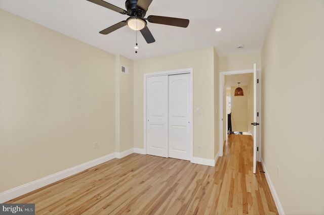 2915 W THOMPSON ST, Philadelphia, PA 19121