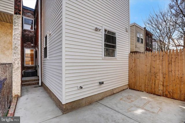 2915 W THOMPSON ST, Philadelphia, PA 19121