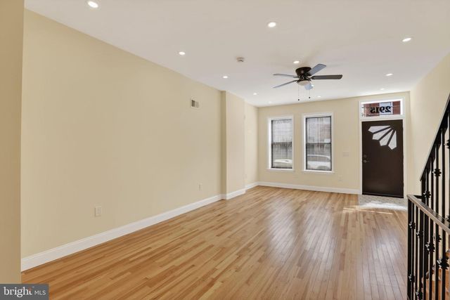 2915 W THOMPSON ST, Philadelphia, PA 19121