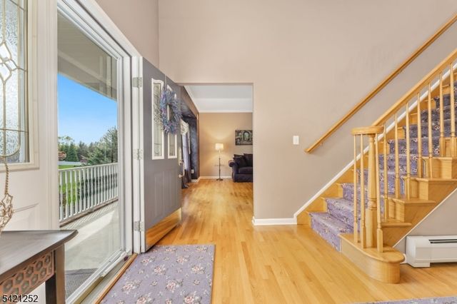 42 Southgate Dr, Clinton Twp., NJ 08801