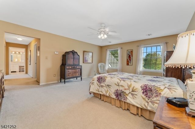 42 Southgate Dr, Clinton Twp., NJ 08801