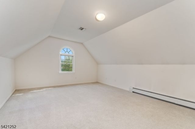 42 Southgate Dr, Clinton Twp., NJ 08801