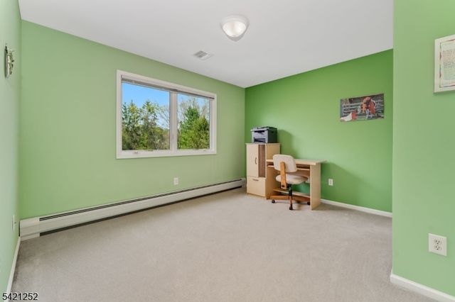 42 Southgate Dr, Clinton Twp., NJ 08801