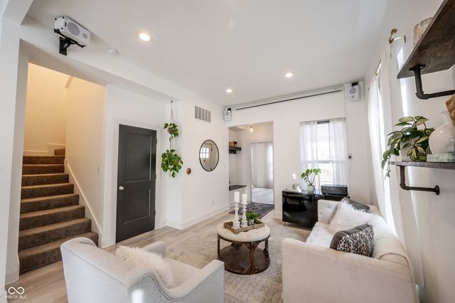 267 Iowa Street, Indianapolis, IN 46225