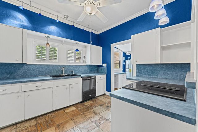 1430 Columbia Street, Houston, TX 77008