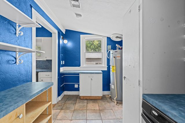 1430 Columbia Street, Houston, TX 77008