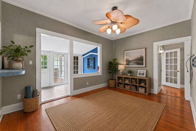 1430 Columbia Street, Houston, TX 77008