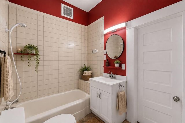 1430 Columbia Street, Houston, TX 77008