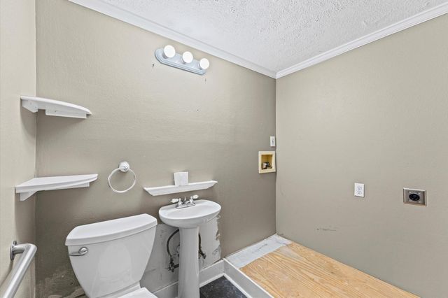 1430 Columbia Street, Houston, TX 77008