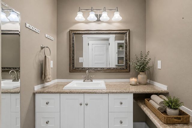 1430 Columbia Street, Houston, TX 77008