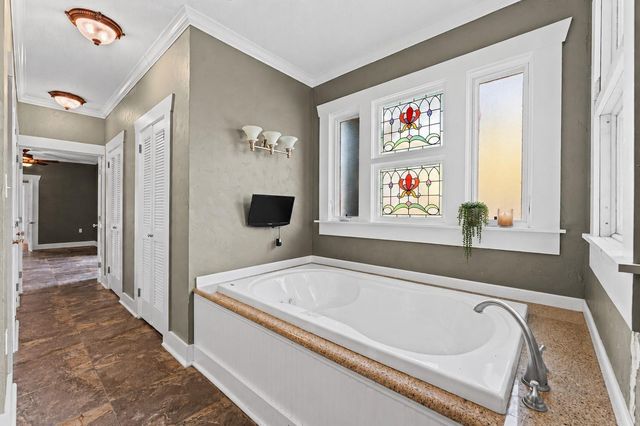1430 Columbia Street, Houston, TX 77008