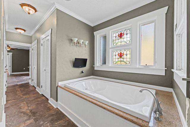 1430 Columbia Street, Houston, TX 77008
