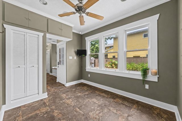 1430 Columbia Street, Houston, TX 77008