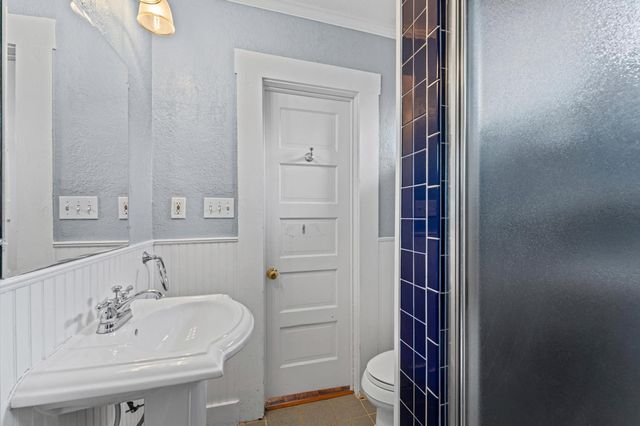 1430 Columbia Street, Houston, TX 77008