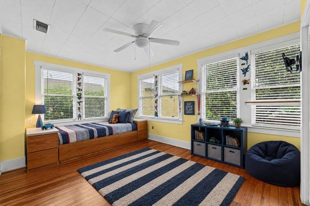 1430 Columbia Street, Houston, TX 77008