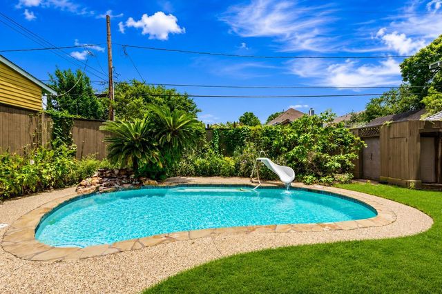 1430 Columbia Street, Houston, TX 77008