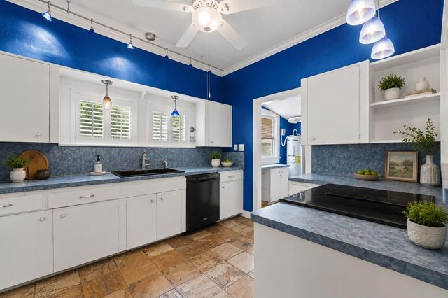 1430 Columbia Street, Houston, TX 77008