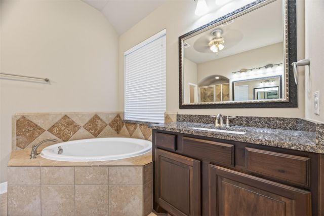 17415 Meadow Light Drive, Richmond, TX 77407